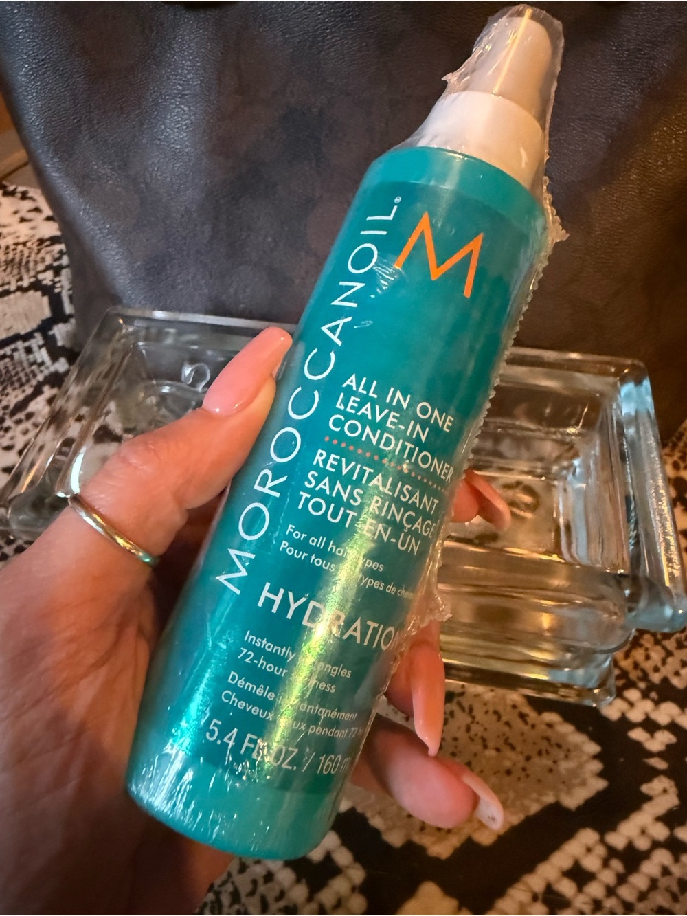 Moroccanoil Hydration Leave-In Conditioner - Turquoise with Orange Accent